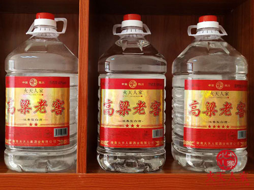 白酒連鎖門店